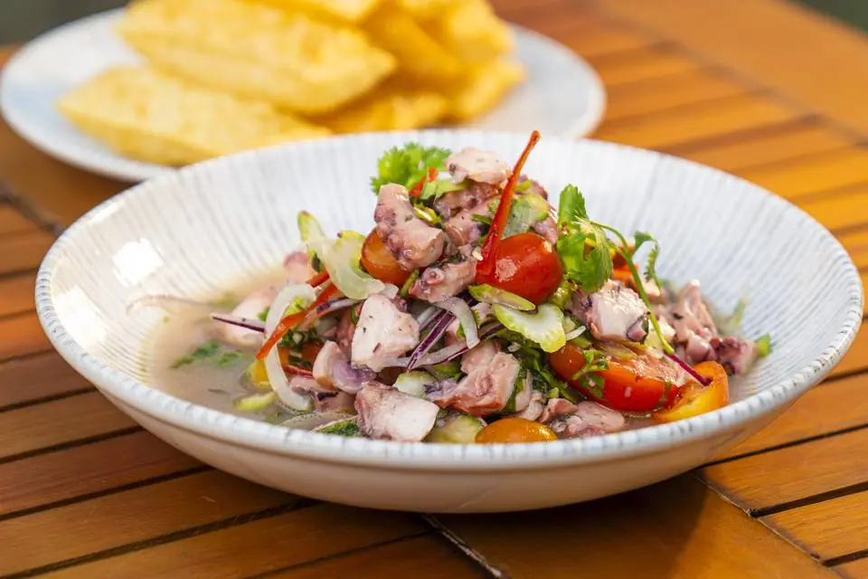 Experiência gastronômica no Red Beach Club